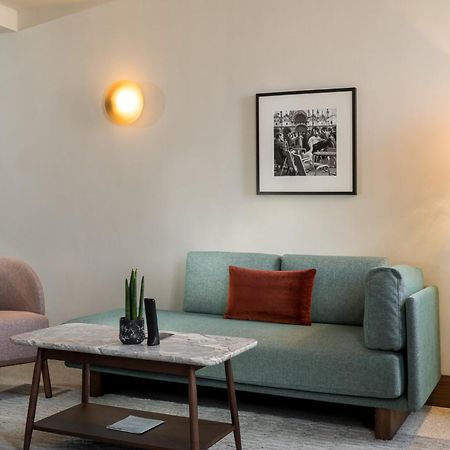 Ca'Di Dio-Small Luxury Hotel البندقية المظهر الخارجي الصورة A living room at the hotel