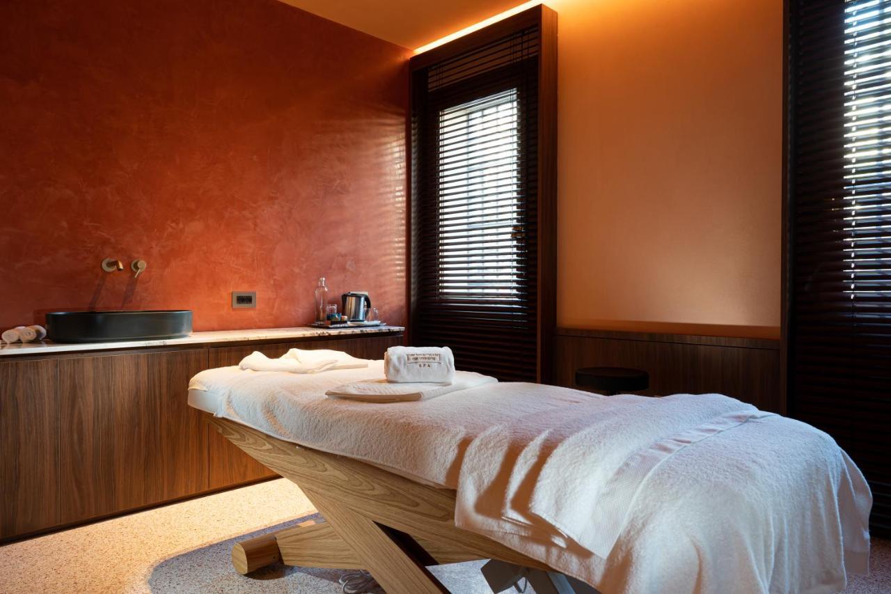 Ca'Di Dio-Small Luxury Hotel البندقية المظهر الخارجي الصورة A massage bed